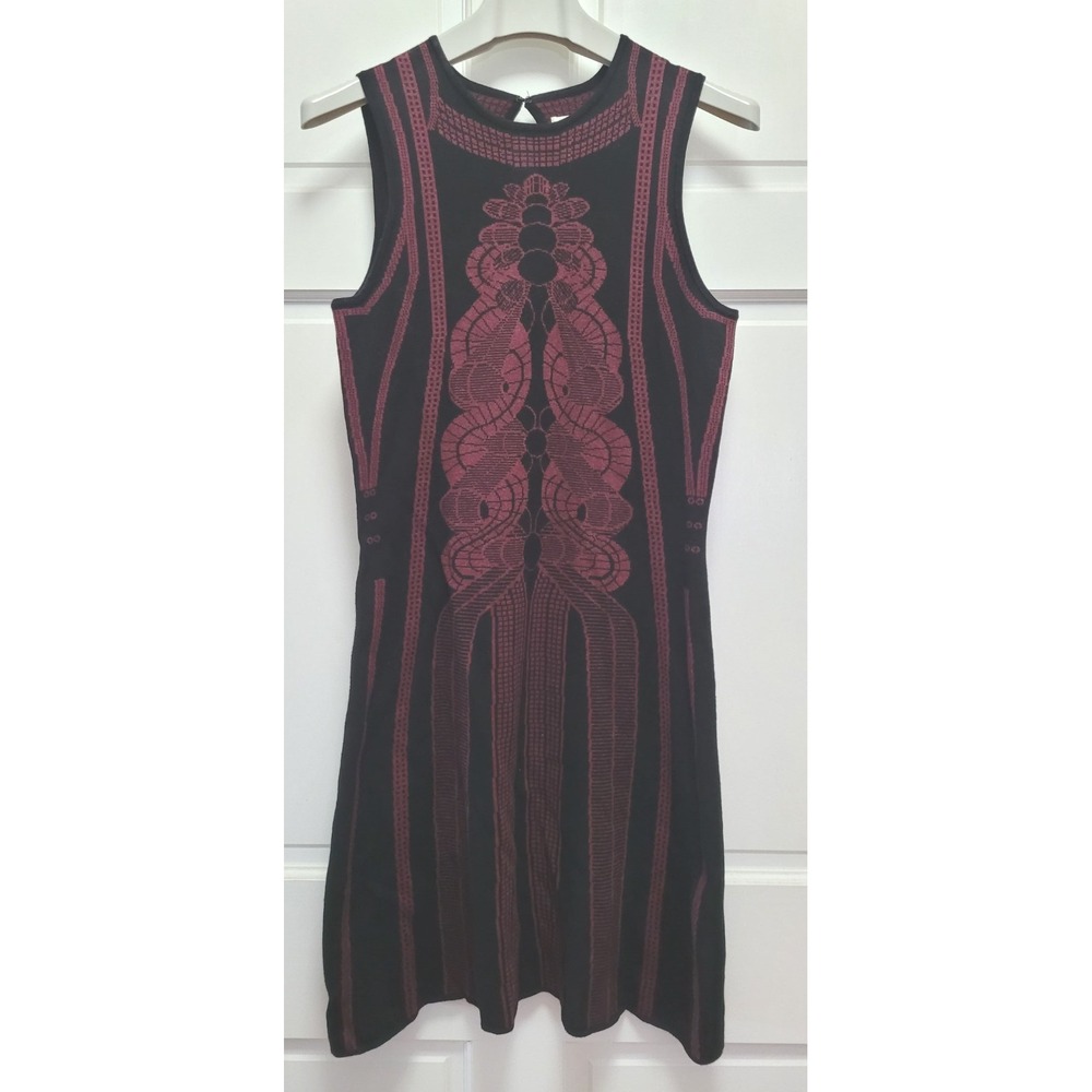Max Studio Cotton Rayon Knit Bodycon Sleeveless Sweater Dress - Black/Maroon - M